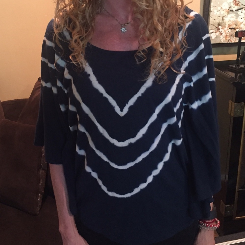 Dark blue and white tie dye flowy tunic Sz M - Picture 2 of 4